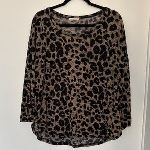 Newbury Kustom Leopard Print Women's Long Sleeve Top Large